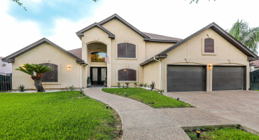 3630 Josefina Dr, Laredo, Texas 78041, 4 Bedrooms Bedrooms, 9 Rooms Rooms,2 BathroomsBathrooms,Residential,For Sale,3630 Josefina Dr,20262917