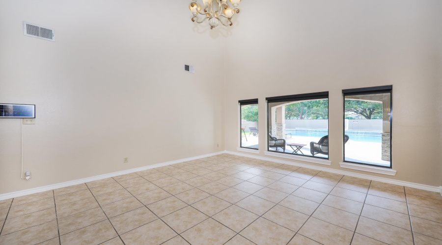 3630 Josefina Dr, Laredo, Texas 78041, 4 Bedrooms Bedrooms, 9 Rooms Rooms,2 BathroomsBathrooms,Residential,For Sale,3630 Josefina Dr,20262917