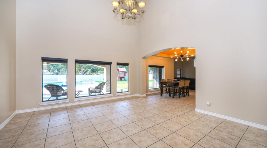 3630 Josefina Dr, Laredo, Texas 78041, 4 Bedrooms Bedrooms, 9 Rooms Rooms,2 BathroomsBathrooms,Residential,For Sale,3630 Josefina Dr,20262917
