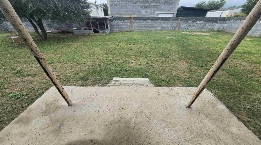 503 Rio Rojo, Rio Bravo, Texas 78046, 4 Bedrooms Bedrooms, 6 Rooms Rooms,1 BathroomBathrooms,Residential,For Sale,503 Rio Rojo,20262919