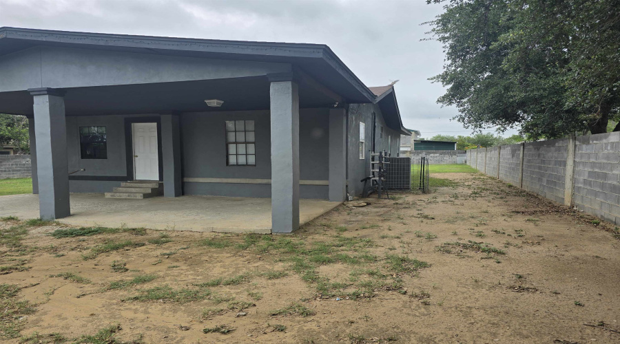 503 Rio Rojo, Rio Bravo, Texas 78046, 4 Bedrooms Bedrooms, 6 Rooms Rooms,1 BathroomBathrooms,Residential,For Sale,503 Rio Rojo,20262919