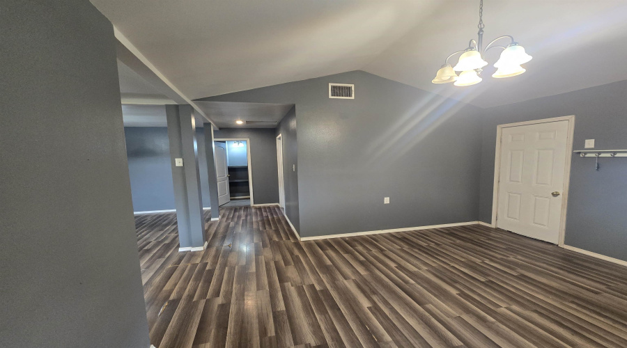 503 Rio Rojo, Rio Bravo, Texas 78046, 4 Bedrooms Bedrooms, 6 Rooms Rooms,1 BathroomBathrooms,Residential,For Sale,503 Rio Rojo,20262919