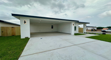 1642 Secretaria Ln., LAREDO, Texas 78046, 2 Bedrooms Bedrooms, 5 Rooms Rooms,2 BathroomsBathrooms,Residential,For Sale,1642 Secretaria Ln.,20262925