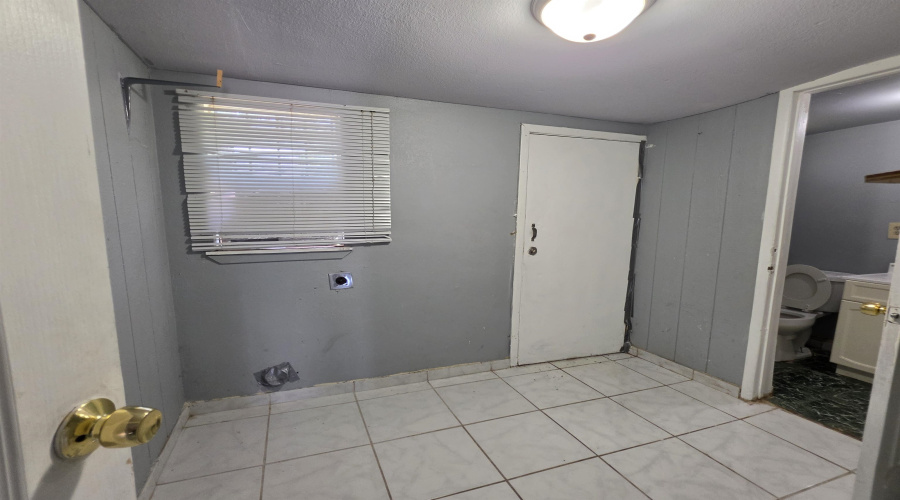 120 Guadalupe St, Laredo, Texas 78040, ,Multi-family,For Sale,120 Guadalupe St,20262928