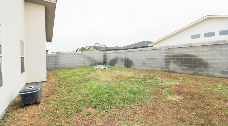2525 Lucia Ct, Laredo, Texas 78041, 3 Bedrooms Bedrooms, 5 Rooms Rooms,2 BathroomsBathrooms,Residential,For Sale,2525 Lucia Ct,20262929