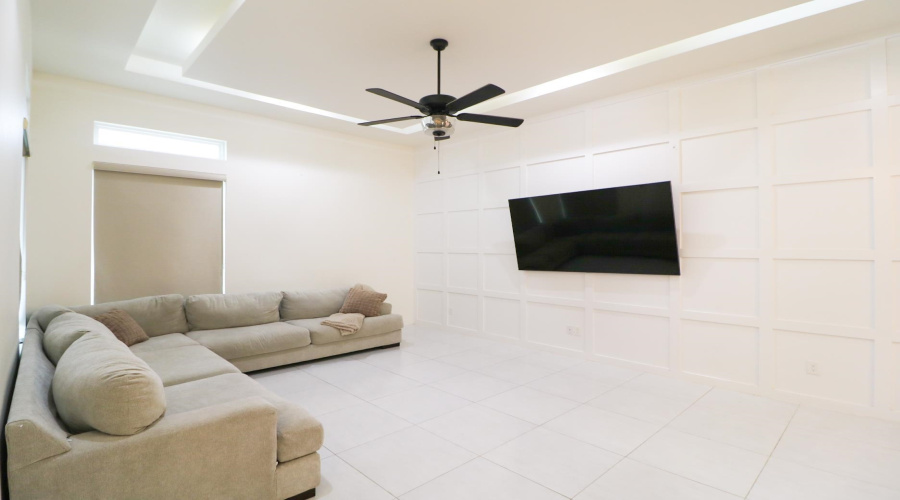2525 Lucia Ct, Laredo, Texas 78041, 3 Bedrooms Bedrooms, 5 Rooms Rooms,2 BathroomsBathrooms,Residential,For Sale,2525 Lucia Ct,20262929