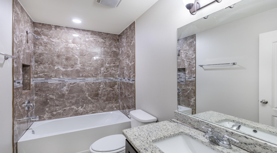 5605 Montevista Dr., Laredo, Texas 78041, 3 Bedrooms Bedrooms, 3 Rooms Rooms,2 BathroomsBathrooms,Residential,For Sale,5605 Montevista Dr.,20262930