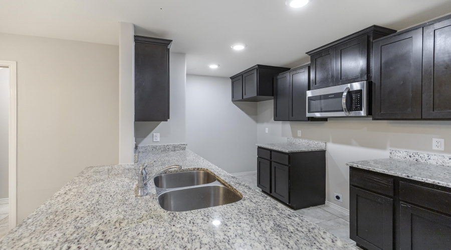 5605 Montevista Dr., Laredo, Texas 78041, 3 Bedrooms Bedrooms, 3 Rooms Rooms,2 BathroomsBathrooms,Residential,For Sale,5605 Montevista Dr.,20262930