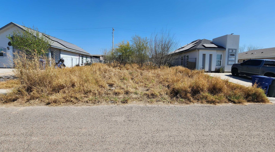 431 Riverview Dr, Laredo, Texas 78046, ,Land,For Sale,431 Riverview Dr,20262942