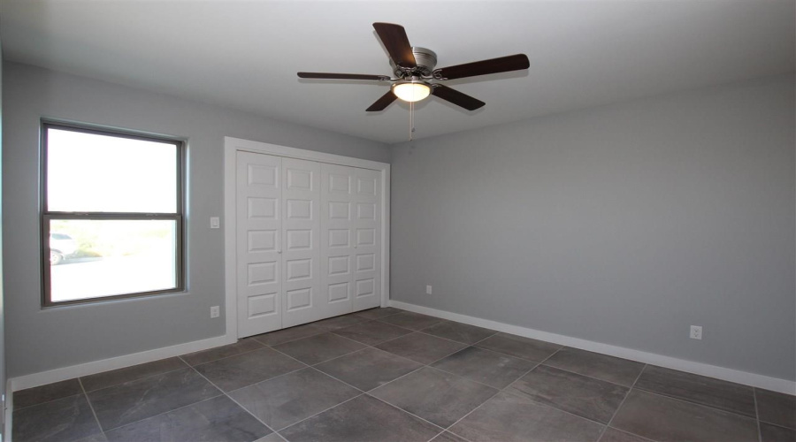 1009 La Muralla St, Laredo, Texas 78046, 4 Bedrooms Bedrooms, 6 Rooms Rooms,2 BathroomsBathrooms,Residential,For Rent,1009 La Muralla St,20262931