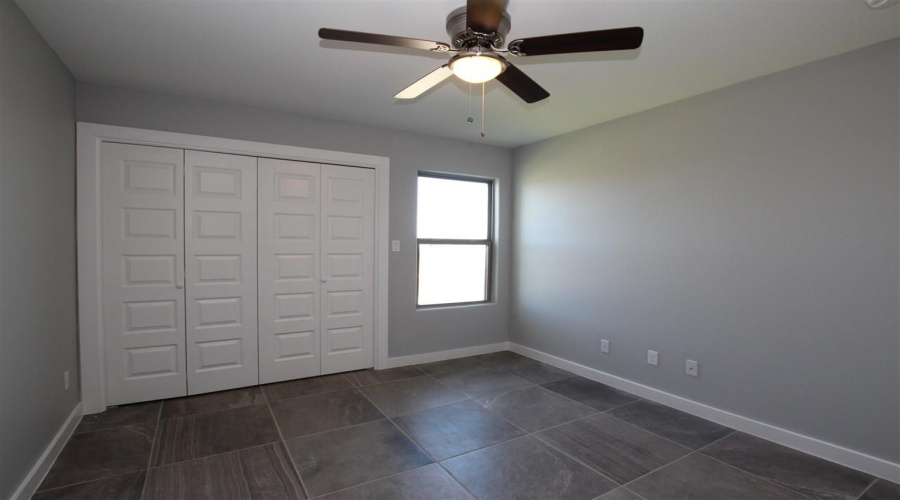 1009 La Muralla St, Laredo, Texas 78046, 4 Bedrooms Bedrooms, 6 Rooms Rooms,2 BathroomsBathrooms,Residential,For Rent,1009 La Muralla St,20262931