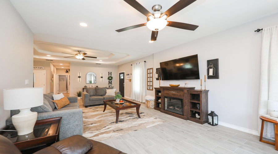 122 Los Potreritos Rd, San Ygnacio, Texas 78067, 4 Bedrooms Bedrooms, 6 Rooms Rooms,2 BathroomsBathrooms,Residential,For Sale,122 Los Potreritos Rd,20262932