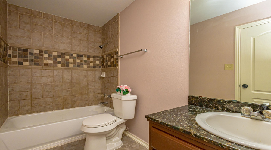 614 Susie Dr, LAREDO, Texas 78046, 3 Bedrooms Bedrooms, 5 Rooms Rooms,2 BathroomsBathrooms,Residential,For Sale,614 Susie Dr,20262936