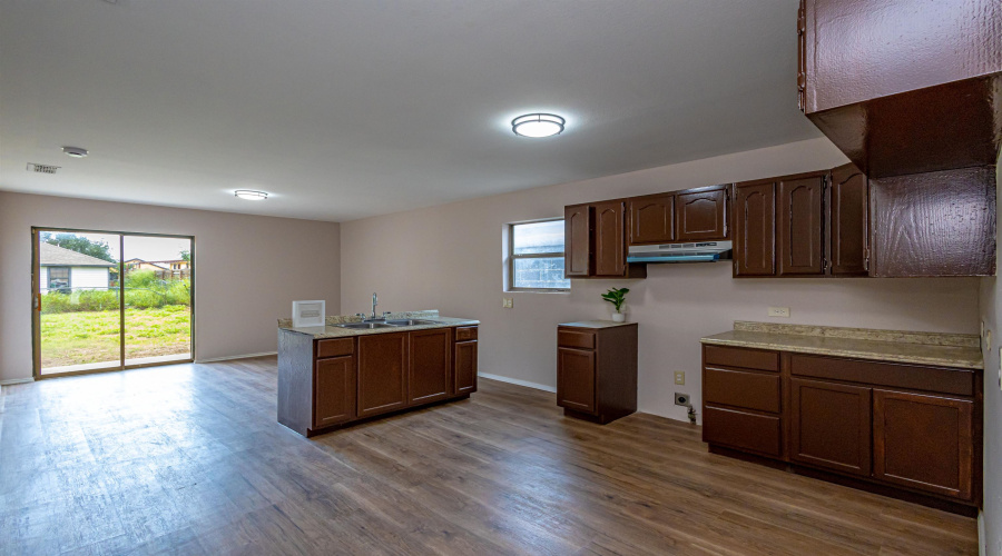 614 Susie Dr, LAREDO, Texas 78046, 3 Bedrooms Bedrooms, 5 Rooms Rooms,2 BathroomsBathrooms,Residential,For Sale,614 Susie Dr,20262936