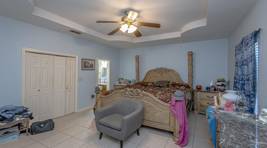 1527 Wilfrano Dr, LAREDO, Texas 78046, 4 Bedrooms Bedrooms, 7 Rooms Rooms,2 BathroomsBathrooms,Residential,For Sale,1527 Wilfrano Dr,20262937