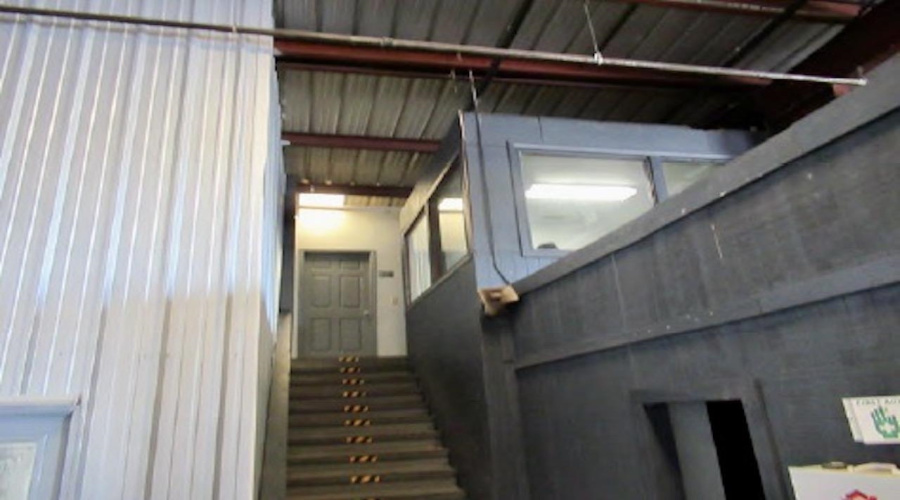 8115 Las Cruces Dr, Laredo, Texas 78045, 1 Bedroom Bedrooms, 11 Rooms Rooms,1 BathroomBathrooms,Commercial/industrial,For Rent,8115 Las Cruces Dr,20262935