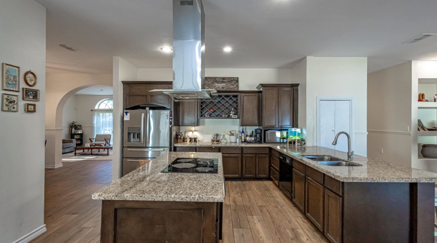 8507 Callow Ct, Laredo, Texas 78045, 3 Bedrooms Bedrooms, 7 Rooms Rooms,5 BathroomsBathrooms,Residential,For Sale,8507 Callow Ct,20262941