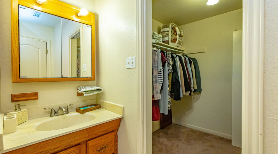 8507 Callow Ct, Laredo, Texas 78045, 3 Bedrooms Bedrooms, 7 Rooms Rooms,5 BathroomsBathrooms,Residential,For Sale,8507 Callow Ct,20262941