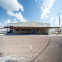 1217 Guatemozin St, Laredo, Texas 78043, 1 Bedroom Bedrooms, 21 Rooms Rooms,4 BathroomsBathrooms,Commercial/industrial,For Sale,1217 Guatemozin St,20262945