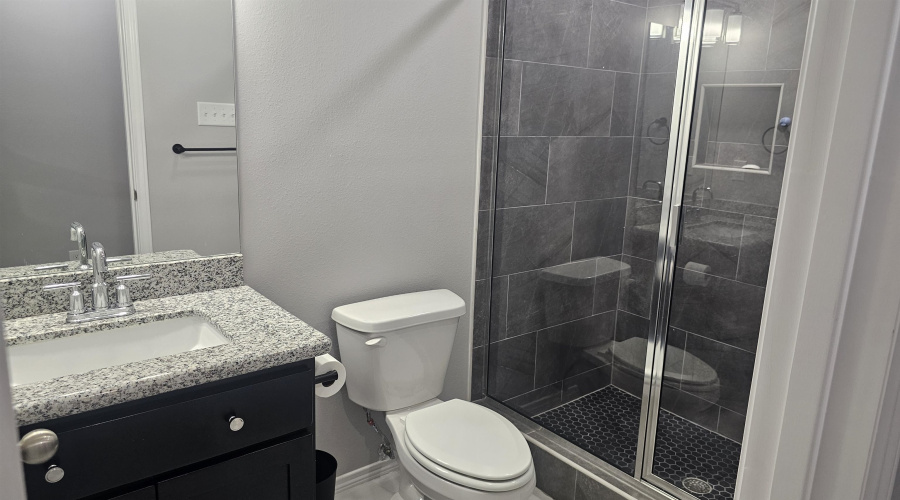 4225 Gavilan Dr., Laredo, Texas 78046, 4 Bedrooms Bedrooms, 7 Rooms Rooms,2 BathroomsBathrooms,Residential,For Sale,4225 Gavilan Dr.,20262949