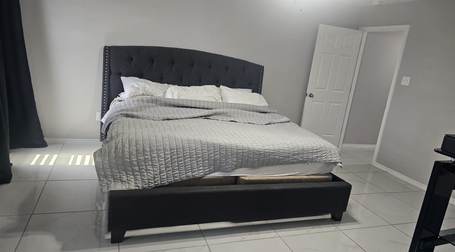 4225 Gavilan Dr., Laredo, Texas 78046, 4 Bedrooms Bedrooms, 7 Rooms Rooms,2 BathroomsBathrooms,Residential,For Sale,4225 Gavilan Dr.,20262949