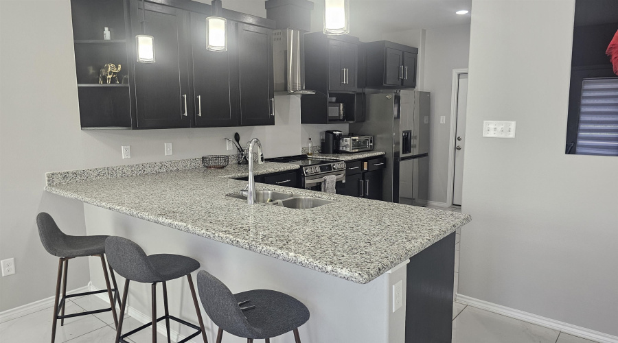 4225 Gavilan Dr., Laredo, Texas 78046, 4 Bedrooms Bedrooms, 7 Rooms Rooms,2 BathroomsBathrooms,Residential,For Sale,4225 Gavilan Dr.,20262949