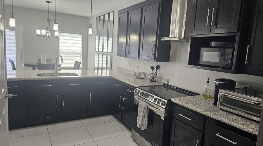 4225 Gavilan Dr., Laredo, Texas 78046, 4 Bedrooms Bedrooms, 7 Rooms Rooms,2 BathroomsBathrooms,Residential,For Sale,4225 Gavilan Dr.,20262949