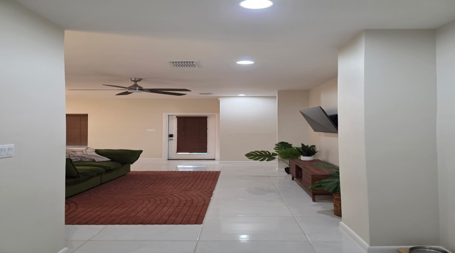 1413 El Caporal Dr., Laredo, Texas 78043, 3 Bedrooms Bedrooms, 5 Rooms Rooms,2 BathroomsBathrooms,Residential,For Rent,1413 El Caporal Dr.,20262950