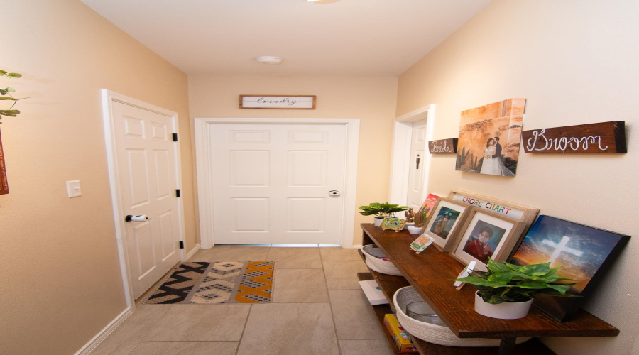 11222 Sierra Gorda Dr, Laredo, Texas 78045, 4 Bedrooms Bedrooms, 7 Rooms Rooms,2 BathroomsBathrooms,Residential,For Sale,11222 Sierra Gorda Dr,20262951