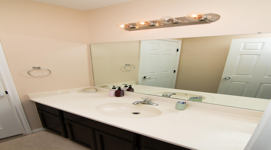 11222 Sierra Gorda Dr, Laredo, Texas 78045, 4 Bedrooms Bedrooms, 7 Rooms Rooms,2 BathroomsBathrooms,Residential,For Sale,11222 Sierra Gorda Dr,20262951