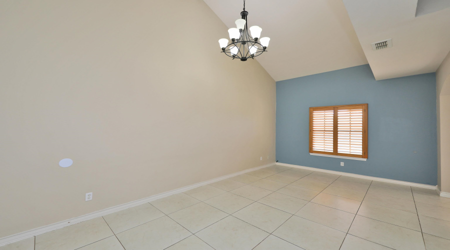 510 Shiloh Dr, Laredo, Texas 78045, 3 Bedrooms Bedrooms, 5 Rooms Rooms,2 BathroomsBathrooms,Residential,For Rent,510 Shiloh Dr,20262957