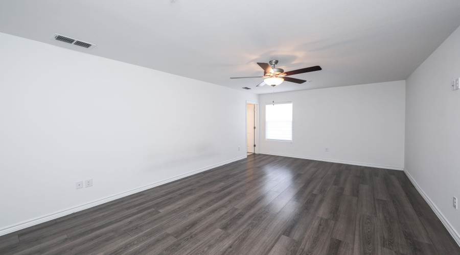 9921 Borna, LAREDO, Texas 78045, 3 Bedrooms Bedrooms, 7 Rooms Rooms,2 BathroomsBathrooms,Residential,For Rent,9921 Borna,20262958