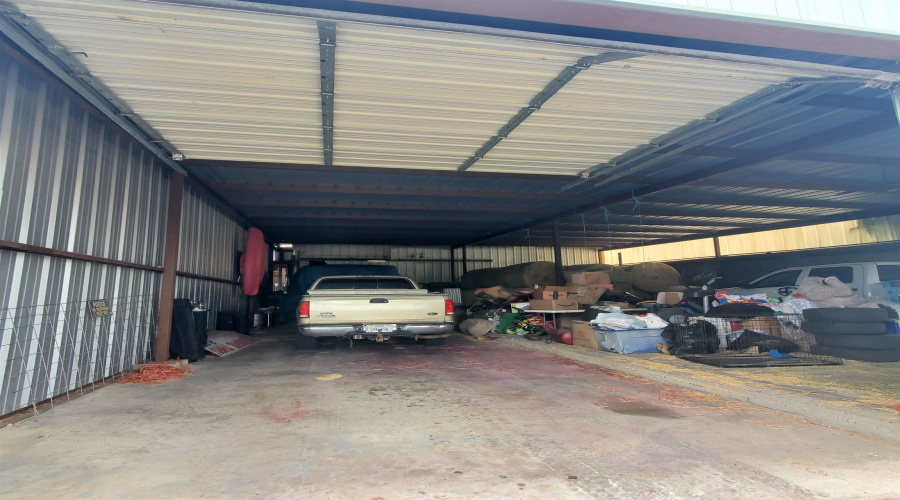3001 E Saunders St, Laredo, Texas 78043, 1 Room Rooms,2 BathroomsBathrooms,Commercial retail/office,For Sale,3001 E Saunders St,20262965