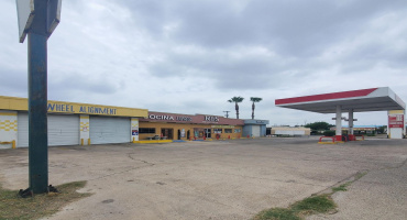 3001 E Saunders St, Laredo, Texas 78043, 1 Room Rooms,2 BathroomsBathrooms,Commercial retail/office,For Sale,3001 E Saunders St,20262965 3001 E Saunders St, Laredo, Texas 78043, 1 Room Rooms,2 BathroomsBathrooms,Commercial retail/office,For Sale,3001 E Saunders St,20262965
