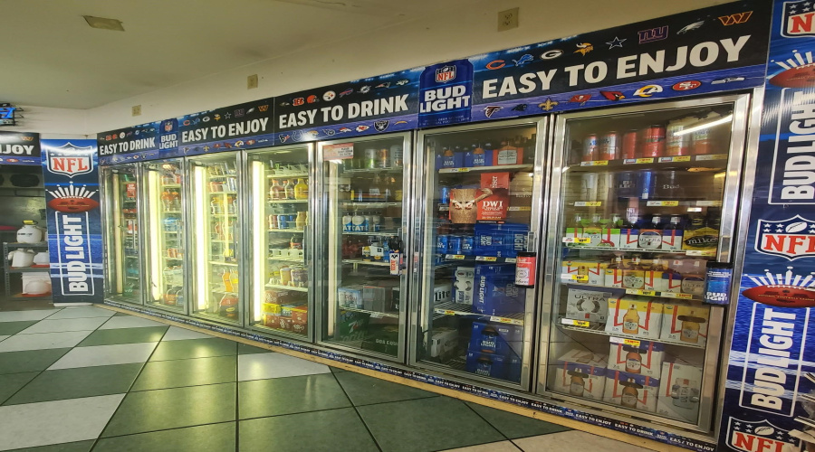 3001 E Saunders St, Laredo, Texas 78043, 1 Room Rooms,2 BathroomsBathrooms,Commercial retail/office,For Sale,3001 E Saunders St,20262965