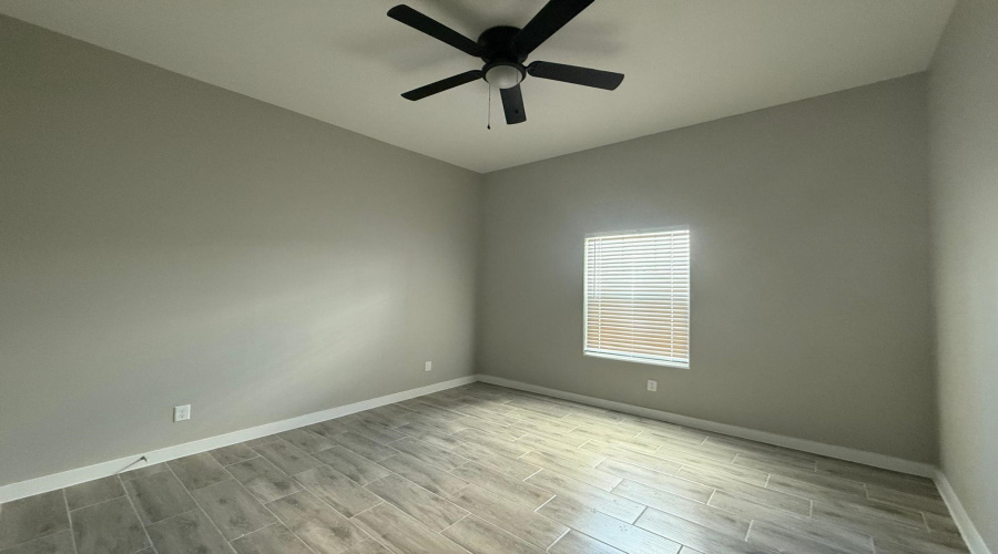 130 Faith Dr., Laredo, Texas 78043, 3 Bedrooms Bedrooms, 5 Rooms Rooms,2 BathroomsBathrooms,Residential,For Rent,130 Faith Dr.,20262966