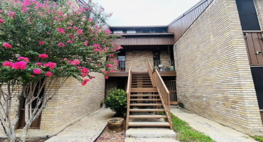 100 E Aurora St, Laredo, Texas 78041, 1 Bedroom Bedrooms, 4 Rooms Rooms,1 BathroomBathrooms,Residential,For Sale,100 E Aurora St,20262967