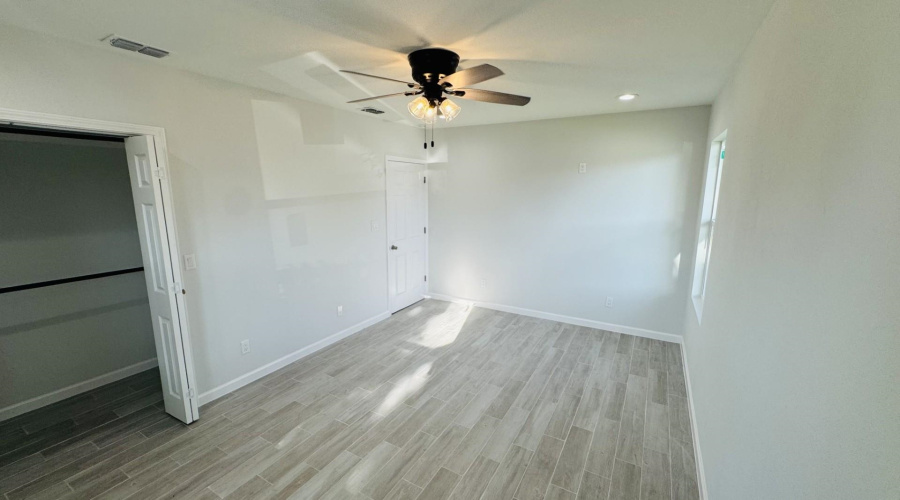 2619 Clark Blvd, Lareedo, Texas 78043, 3 Bedrooms Bedrooms, 5 Rooms Rooms,2 BathroomsBathrooms,Residential,For Sale,2619 Clark Blvd,20262973
