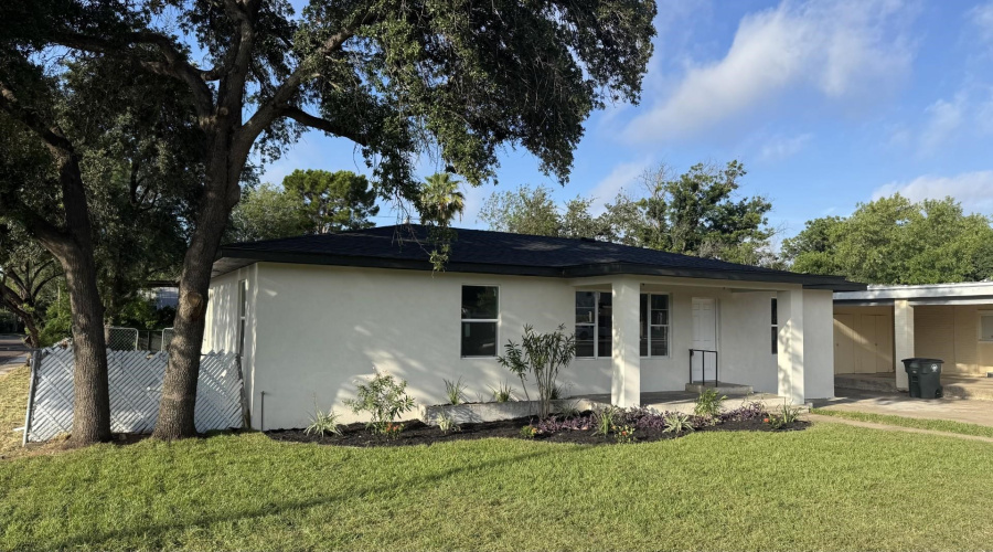2619 Clark Blvd, Lareedo, Texas 78043, 3 Bedrooms Bedrooms, 5 Rooms Rooms,2 BathroomsBathrooms,Residential,For Sale,2619 Clark Blvd,20262973