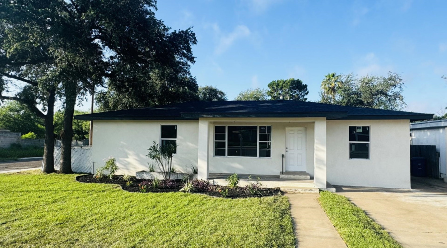 2619 Clark Blvd, Lareedo, Texas 78043, 3 Bedrooms Bedrooms, 5 Rooms Rooms,2 BathroomsBathrooms,Residential,For Sale,2619 Clark Blvd,20262973