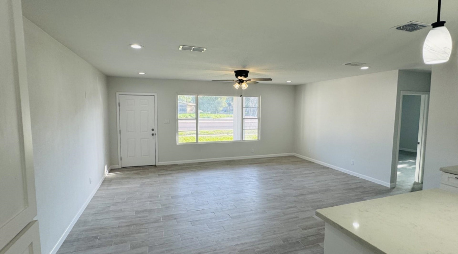 2619 Clark Blvd, Lareedo, Texas 78043, 3 Bedrooms Bedrooms, 5 Rooms Rooms,2 BathroomsBathrooms,Residential,For Sale,2619 Clark Blvd,20262973