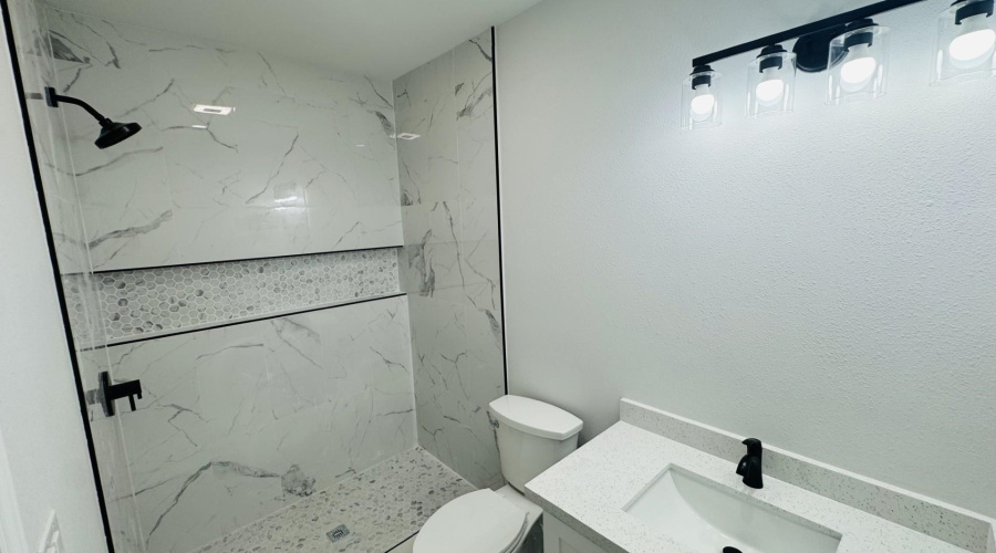 2619 Clark Blvd, Lareedo, Texas 78043, 3 Bedrooms Bedrooms, 5 Rooms Rooms,2 BathroomsBathrooms,Residential,For Sale,2619 Clark Blvd,20262973