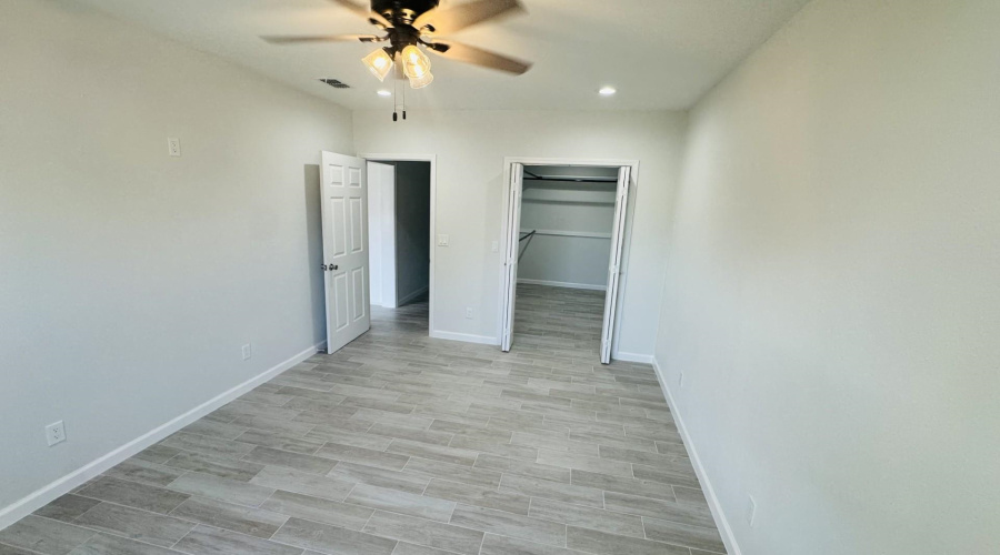 2619 Clark Blvd, Lareedo, Texas 78043, 3 Bedrooms Bedrooms, 5 Rooms Rooms,2 BathroomsBathrooms,Residential,For Sale,2619 Clark Blvd,20262973