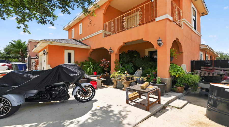 4218 Jalapa St, Laredo, Texas 78046, 3 Bedrooms Bedrooms, 6 Rooms Rooms,2 BathroomsBathrooms,Residential,For Sale,4218 Jalapa St,20262976