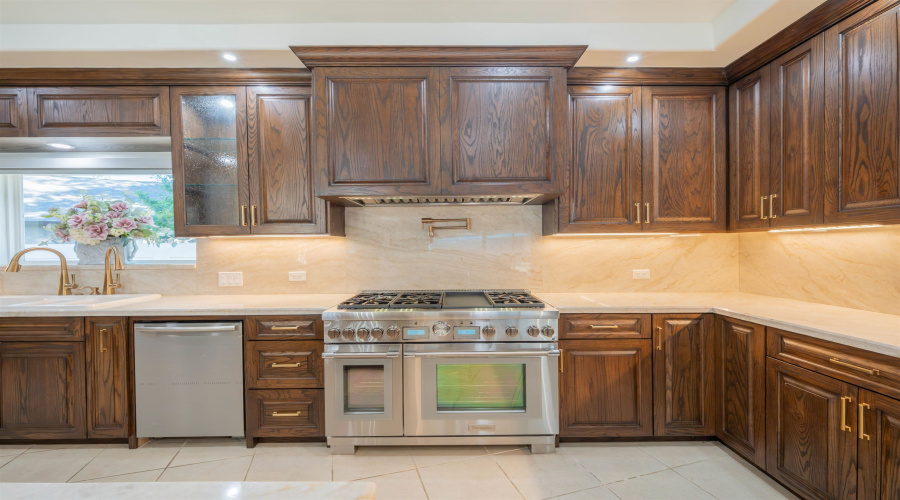 2916 Edgefield Ct, Laredo, Texas 78045, 3 Bedrooms Bedrooms, 6 Rooms Rooms,3 BathroomsBathrooms,Residential,For Rent,2916 Edgefield Ct,20262979