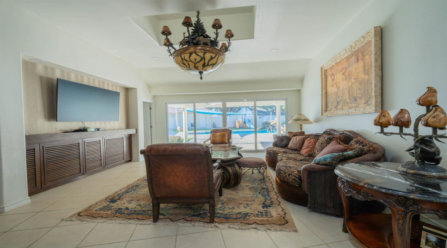 2916 Edgefield Ct, Laredo, Texas 78045, 3 Bedrooms Bedrooms, 6 Rooms Rooms,3 BathroomsBathrooms,Residential,For Rent,2916 Edgefield Ct,20262979