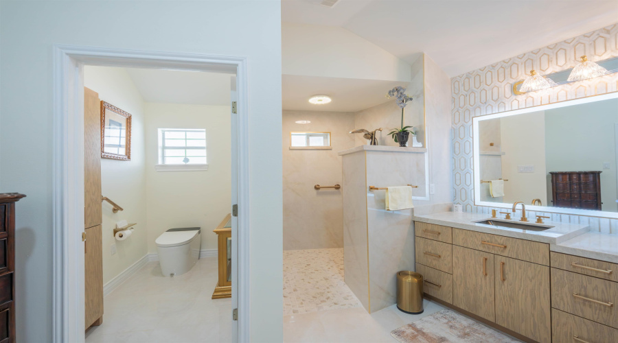 2916 Edgefield Ct, Laredo, Texas 78045, 3 Bedrooms Bedrooms, 6 Rooms Rooms,3 BathroomsBathrooms,Residential,For Rent,2916 Edgefield Ct,20262979