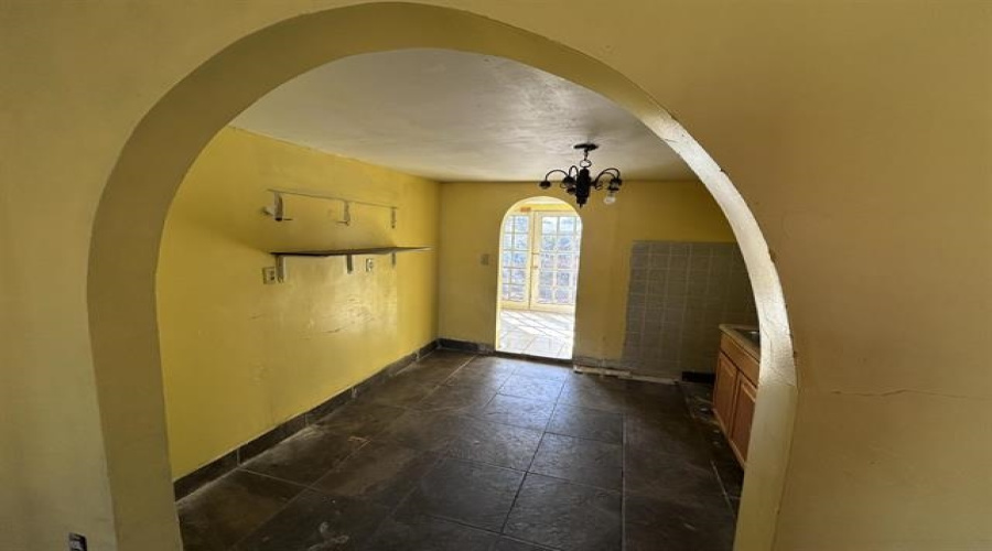 315 W San Pedro St, laredo, Texas 78041, 2 Bedrooms Bedrooms, 4 Rooms Rooms,2 BathroomsBathrooms,Residential,For Sale,315 W San Pedro St,20262981