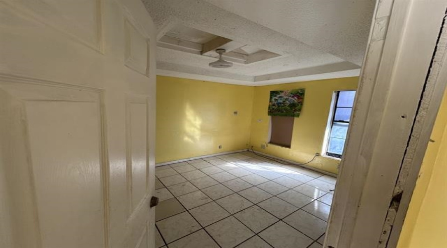 315 W San Pedro St, laredo, Texas 78041, 2 Bedrooms Bedrooms, 4 Rooms Rooms,2 BathroomsBathrooms,Residential,For Sale,315 W San Pedro St,20262981