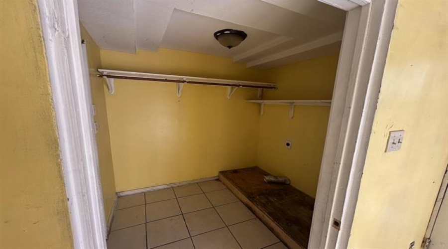 315 W San Pedro St, laredo, Texas 78041, 2 Bedrooms Bedrooms, 4 Rooms Rooms,2 BathroomsBathrooms,Residential,For Sale,315 W San Pedro St,20262981